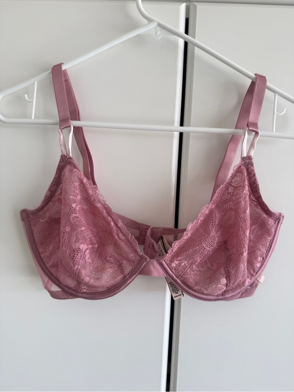 Victoria's Secret Dream Angels Pink Bra Unlined Demi Uplift 36DD